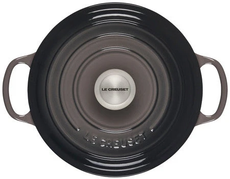 Le Creuset Signature Deep Dutch Oven 5 1/4 Qt. 5 Le Creuset Signature Deep Dutch Oven 5 1/4 Qt. - Image 3