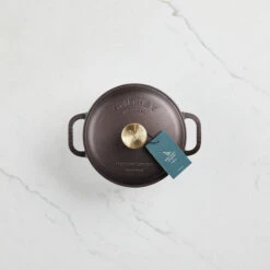 Smithey Ironware 3.5 Qt. Dutch Oven -Gourmet Grills 3.5dutchdressed 720x d7b0ef5a 46cc 48a8 8ba6 b799b0c22afa