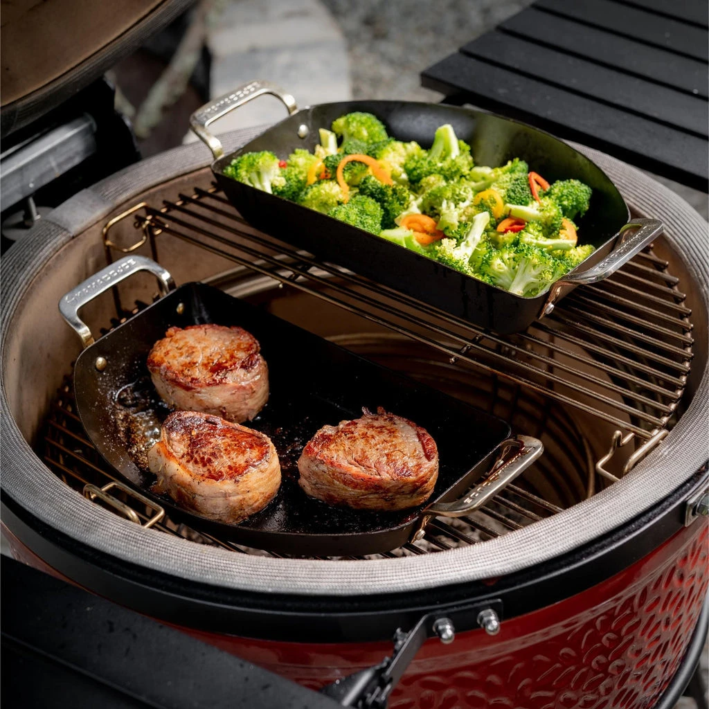 Kamado Joe Karbon Steel Half-Moon Pan Set 6 Kamado Joe Karbon Steel Half-Moon Pan Set - Image 4