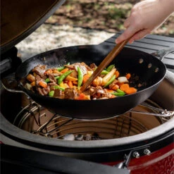 Kamado Joe Karbon Steel Wok -Gourmet Grills KJ15124922 04 FoodShot