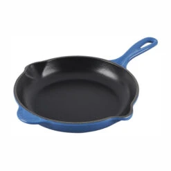 Le Creuset Traditional Skillet - 9" -Gourmet Grills L2024 2359