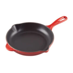 Le Creuset Traditional Skillet - 9" -Gourmet Grills L2024 2367 new1