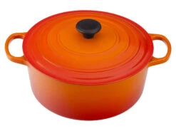 Le Creuset Round Dutch Oven 5 1/2 Qt. 21 Le Creuset Round Dutch Oven 5 1/2 Qt. -Gourmet Grills LS2501 262