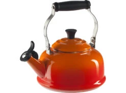 Le Creuset Classic Whistling Kettle -Gourmet Grills Q3101 2