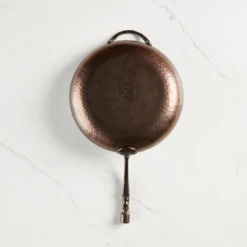 Smithey Ironware Deep Farmhouse Skillet -Gourmet Grills a 1 34 540x 7451e511 4666 4336 a614 cf859e3f16cc