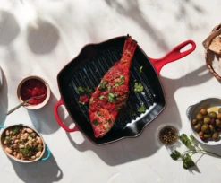 Le Creuset Signature Square Skillet Grill -Gourmet Grills ls2021 gallery1.1564081827