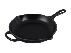Le Creuset Signature Skillet - 10 1/4" 25 Le Creuset Signature Skillet - 10 1/4" -Gourmet Grills ls2024 26ml
