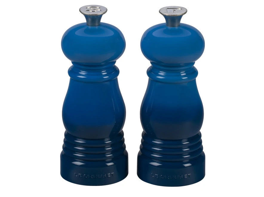 Le Creuset Salt And Pepper Mill 2-Piece Set 4 Le Creuset Salt And Pepper Mill 2-Piece Set - Image 2