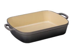 Le Creuset Signature Roaster 5 1/4 Qt. -Gourmet Grills rs6617 160923 lc catalog 30193 lpr lecreuset