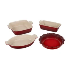Le Creuset Heritage 4-Piece Bakeware Essentials Set 8 Le Creuset Heritage 4-Piece Bakeware Essentials Set -Gourmet Grills st01007000060002